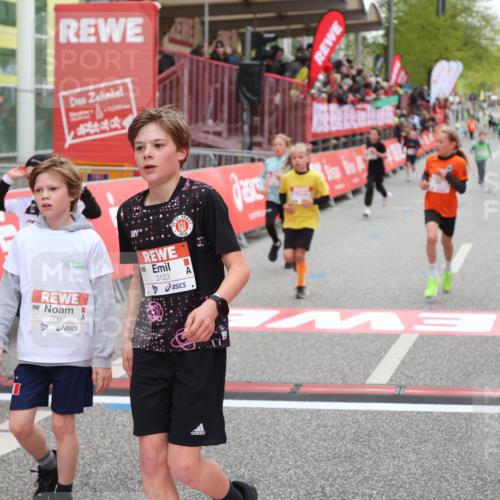 25.04.2026 - Das Zehntel Strokosch-Dieckow http://msf.ph/oto/9619013 25.04.2026 08:49:11 Ziel 1696, 1788, 1794, 2042, 2173, 2777, 3123, 3302, 3567, 3699, 3957 meine-sportfotos.de