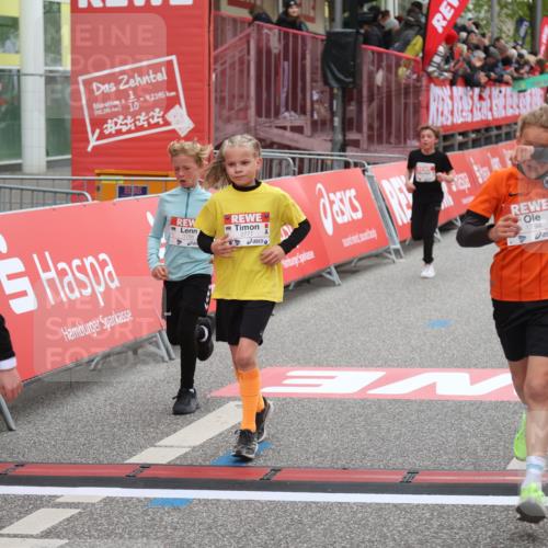 25.04.2026 - Das Zehntel Strokosch-Dieckow http://msf.ph/oto/9619038 25.04.2026 08:49:12 Ziel 1696, 1788, 1794, 2042, 2173, 2777, 3123, 3302, 3567, 3699, 3957 meine-sportfotos.de