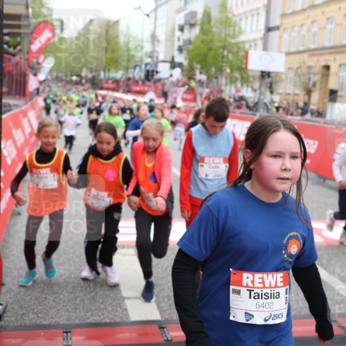 25.04.2026 - Das Zehntel Strokosch-Dieckow http://msf.ph/oto/9619108 25.04.2026 11:00:44 Ziel 5240, 5245, 5248, 5343, 5352, 5402, 5429, 5635, 5836, 5960, 6438, 6643, 6654, 6945, 7057, 7066, 7067, 7078, 7112, 7235, 7241, 7330, 7361, 7371, 7372, 7384, 7465, 7479, 7644, 7825 meine-sportfotos.de