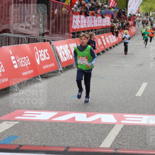 25.04.2026 - Das Zehntel Strokosch-Dieckow http://msf.ph/oto/9619131 25.04.2026 08:49:16 Ziel 1788, 1794, 2042, 2173, 2777, 3123, 3328, 3672, 3957 meine-sportfotos.de