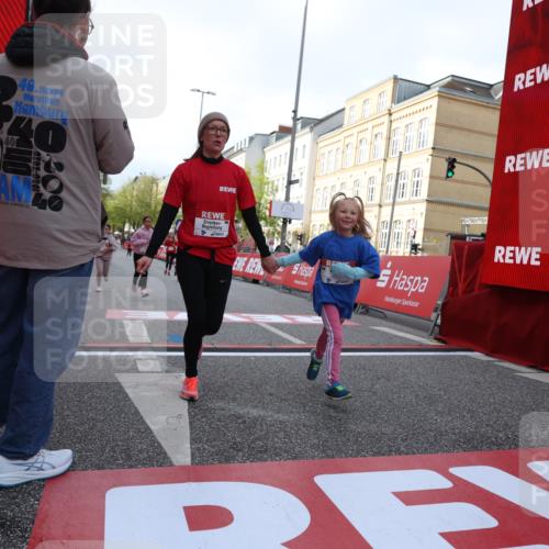 25.04.2026 - Das Zehntel Strokosch-Dieckow http://msf.ph/oto/9619205 25.04.2026 09:12:30 Ziel 2080, 2667, 2678 meine-sportfotos.de