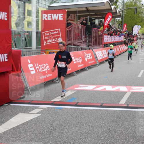 25.04.2026 - Das Zehntel Strokosch-Dieckow http://msf.ph/oto/9619255 25.04.2026 08:49:20 Ziel 1194, 1858, 3328, 3672 meine-sportfotos.de