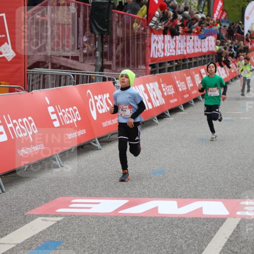 25.04.2026 - Das Zehntel Strokosch-Dieckow http://msf.ph/oto/9619274 25.04.2026 08:49:21 Ziel 1194, 1858, 3328, 3672 meine-sportfotos.de