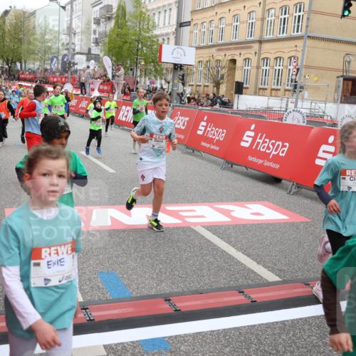 25.04.2026 - Das Zehntel Strokosch-Dieckow http://msf.ph/oto/9619318 25.04.2026 11:00:41 Ziel 5240, 5245, 5248, 5343, 5352, 5353, 5402, 5635, 5836, 5960, 6438, 6632, 6669, 6686, 6874, 6945, 7054, 7067, 7078, 7112, 7330, 7361, 7465, 7479, 7660, 7825, 7859 meine-sportfotos.de