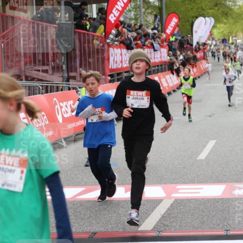 25.04.2026 - Das Zehntel Strokosch-Dieckow http://msf.ph/oto/9619338 25.04.2026 08:49:27 Ziel 1194, 1727, 2153, 2502, 3043, 3223, 3238, 3602, 3608, 3670 meine-sportfotos.de