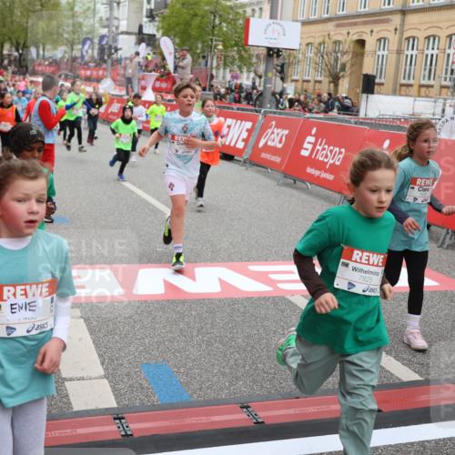 25.04.2026 - Das Zehntel Strokosch-Dieckow http://msf.ph/oto/9619350 25.04.2026 11:00:41 Ziel 5240, 5245, 5248, 5343, 5352, 5353, 5402, 5635, 5836, 5960, 6438, 6632, 6669, 6686, 6874, 6945, 7054, 7067, 7078, 7112, 7330, 7361, 7465, 7479, 7660, 7825, 7859 meine-sportfotos.de