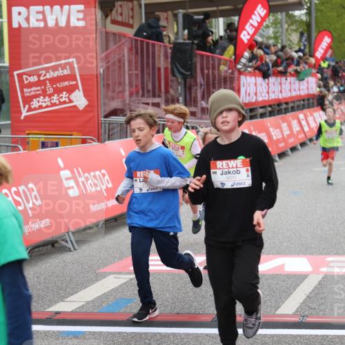 25.04.2026 - Das Zehntel Strokosch-Dieckow http://msf.ph/oto/9619353 25.04.2026 08:49:28 Ziel 1194, 1727, 2153, 2502, 3043, 3223, 3238, 3602, 3608, 3670 meine-sportfotos.de