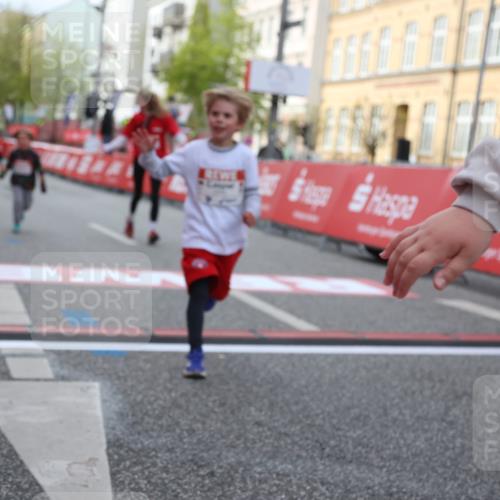 25.04.2026 - Das Zehntel Strokosch-Dieckow http://msf.ph/oto/9619363 25.04.2026 09:12:34 Ziel 2080, 2667, 2678, 2845, 3270, 3879 meine-sportfotos.de