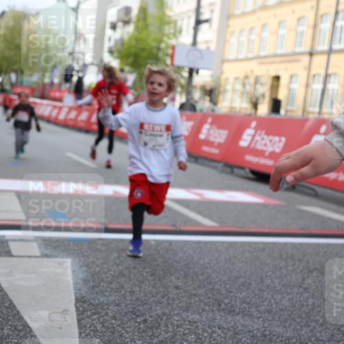 25.04.2026 - Das Zehntel Strokosch-Dieckow http://msf.ph/oto/9619370 25.04.2026 09:12:34 Ziel 2080, 2667, 2678, 2845, 3270, 3879 meine-sportfotos.de