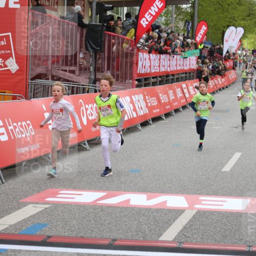 25.04.2026 - Das Zehntel Strokosch-Dieckow http://msf.ph/oto/9619513 25.04.2026 08:49:35 Ziel 3043, 3238, 3252, 3551, 3563 meine-sportfotos.de