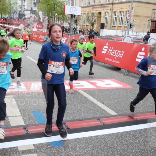 25.04.2026 - Das Zehntel Strokosch-Dieckow http://msf.ph/oto/9619533 25.04.2026 11:00:39 Ziel 5233, 5240, 5245, 5248, 5343, 5352, 5353, 5635, 5690, 5836, 5960, 5995, 6091, 6438, 6632, 6669, 6686, 6874, 6945, 7017, 7054, 7067, 7296, 7410, 7465, 7479, 7660, 7800, 7825, 7859 meine-sportfotos.de