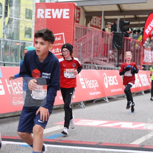 25.04.2026 - Das Zehntel Strokosch-Dieckow http://msf.ph/oto/9619536 25.04.2026 08:50:05 Ziel 1023, 1026, 1208, 1312, 1408, 1870, 2339, 3588, 3598, 3599, 4007, 4010 meine-sportfotos.de