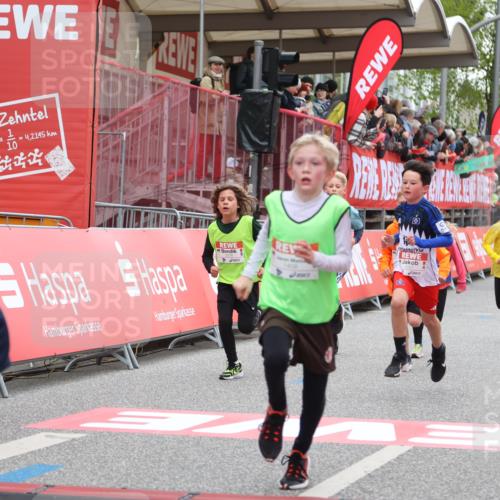 25.04.2026 - Das Zehntel Strokosch-Dieckow http://msf.ph/oto/9619583 25.04.2026 08:50:06 Ziel 1023, 1026, 1153, 1208, 1312, 1408, 1870, 2172, 2176, 3176, 3588, 3598, 3599, 4007, 4010 meine-sportfotos.de