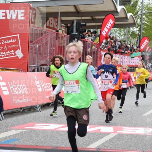 25.04.2026 - Das Zehntel Strokosch-Dieckow http://msf.ph/oto/9619598 25.04.2026 08:50:07 Ziel 1023, 1026, 1153, 1208, 1312, 1408, 1870, 2172, 2176, 2811, 3176, 4007, 4010 meine-sportfotos.de