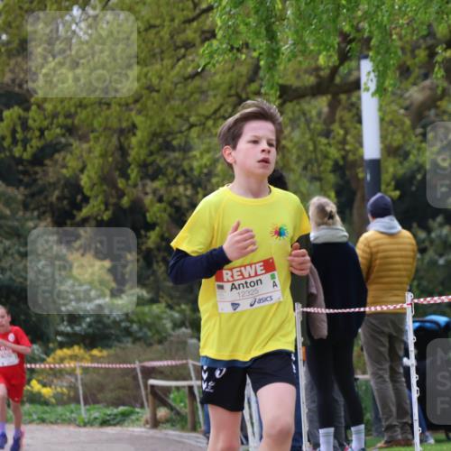 25.04.2026 - Das Zehntel Zöllner http://msf.ph/oto/9619624 25.04.2026 11:38:25 Laufen 12325 meine-sportfotos.de
