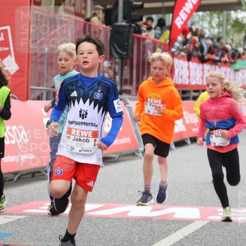 25.04.2026 - Das Zehntel Strokosch-Dieckow http://msf.ph/oto/9619626 25.04.2026 08:50:07 Ziel 1023, 1026, 1153, 1208, 1312, 1408, 1870, 2172, 2176, 2811, 3176, 4007, 4010 meine-sportfotos.de