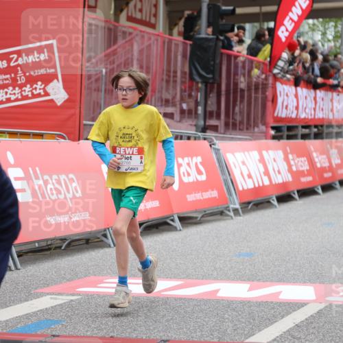 25.04.2026 - Das Zehntel Strokosch-Dieckow http://msf.ph/oto/9619696 25.04.2026 08:50:10 Ziel 1023, 1026, 1153, 1294, 1408, 1870, 2172, 2176, 2788, 2811, 3176, 4007, 4010 meine-sportfotos.de