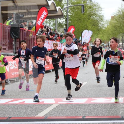 25.04.2026 - Das Zehntel Strokosch-Dieckow http://msf.ph/oto/9619749 25.04.2026 08:50:16 Ziel 1151, 1219, 1277, 1294, 1470, 1795, 1856, 2062, 2168, 2175, 2782, 2788, 2910, 3169, 3185, 4050 meine-sportfotos.de