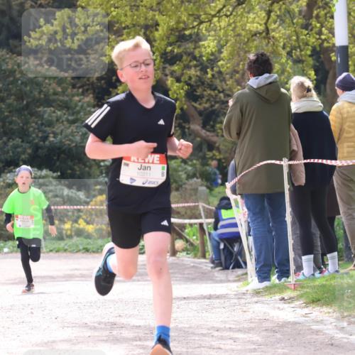 25.04.2026 - Das Zehntel Zöllner http://msf.ph/oto/9619814 25.04.2026 11:38:35 Laufen 10311 meine-sportfotos.de