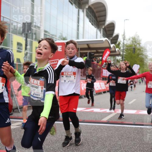 25.04.2026 - Das Zehntel Strokosch-Dieckow http://msf.ph/oto/9619831 25.04.2026 08:50:17 Ziel 1151, 1219, 1277, 1294, 1470, 1795, 1856, 2062, 2168, 2175, 2782, 2788, 2910, 3169, 3185, 4050 meine-sportfotos.de