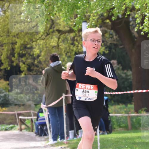 25.04.2026 - Das Zehntel Zöllner http://msf.ph/oto/9619845 25.04.2026 11:38:36 Laufen 10311 meine-sportfotos.de