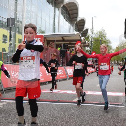 25.04.2026 - Das Zehntel Strokosch-Dieckow http://msf.ph/oto/9619861 25.04.2026 08:50:18 Ziel 1151, 1219, 1277, 1470, 1795, 1856, 2062, 2168, 2175, 2782, 2910, 3169, 3185, 4050 meine-sportfotos.de