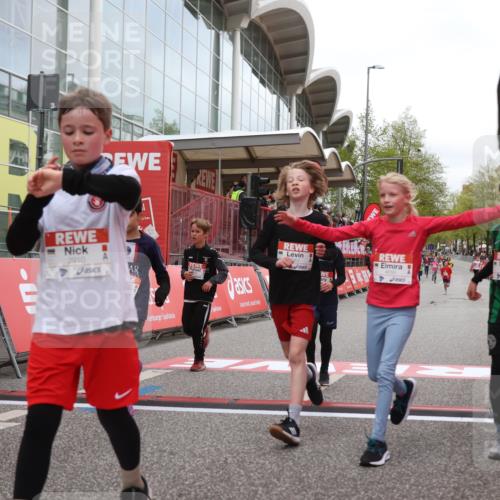 25.04.2026 - Das Zehntel Strokosch-Dieckow http://msf.ph/oto/9619866 25.04.2026 08:50:18 Ziel 1151, 1219, 1277, 1470, 1795, 1856, 2062, 2168, 2175, 2782, 2910, 3169, 3185, 4050 meine-sportfotos.de