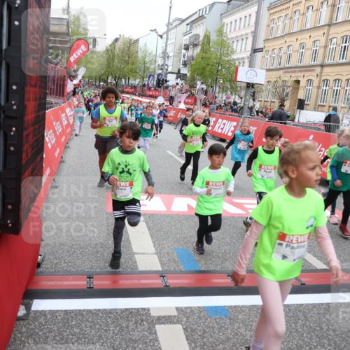 25.04.2026 - Das Zehntel Strokosch-Dieckow http://msf.ph/oto/9619901 25.04.2026 11:00:33 Ziel 5033, 5040, 5219, 5233, 5271, 5286, 5690, 5700, 5715, 5722, 5768, 5995, 6091, 6337, 6395, 6669, 7017, 7054, 7094, 7296, 7370, 7410, 7751, 7767, 7782, 7800, 7834, 7844, 7859 meine-sportfotos.de