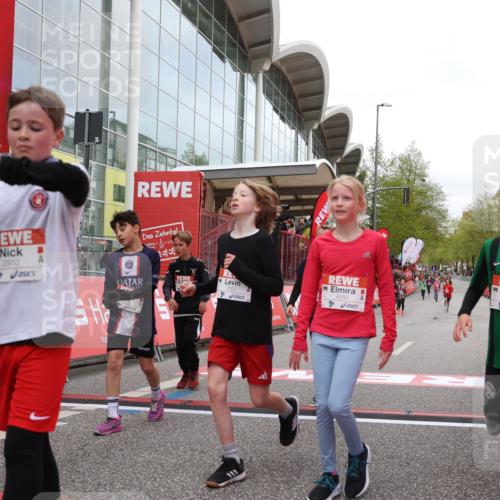 25.04.2026 - Das Zehntel Strokosch-Dieckow http://msf.ph/oto/9619909 25.04.2026 08:50:18 Ziel 1151, 1219, 1277, 1470, 1795, 1856, 2062, 2168, 2175, 2782, 2910, 3169, 3185, 4050 meine-sportfotos.de