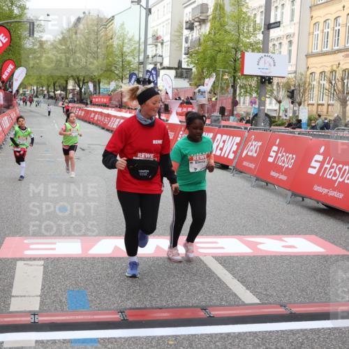 25.04.2026 - Das Zehntel Strokosch-Dieckow http://msf.ph/oto/9619910 25.04.2026 09:13:21 Ziel 2394 meine-sportfotos.de