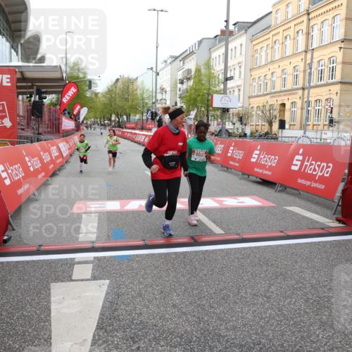 25.04.2026 - Das Zehntel Strokosch-Dieckow http://msf.ph/oto/9619918 25.04.2026 09:13:22 Ziel 1405, 1434, 2394 meine-sportfotos.de