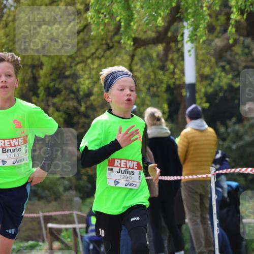 25.04.2026 - Das Zehntel Zöllner http://msf.ph/oto/9619939 25.04.2026 11:38:40 Laufen 12768, 12663, 23, 18 meine-sportfotos.de