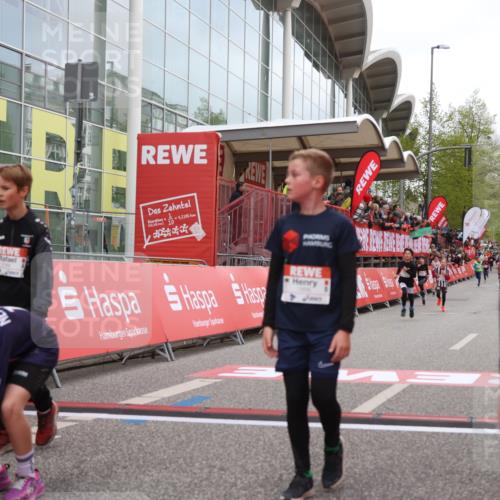 25.04.2026 - Das Zehntel Strokosch-Dieckow http://msf.ph/oto/9620028 25.04.2026 08:50:20 Ziel 1151, 1219, 1277, 1287, 1470, 1795, 1856, 2062, 2168, 2175, 2782, 2910, 3185, 4050 meine-sportfotos.de