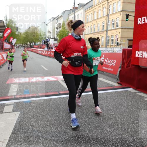 25.04.2026 - Das Zehntel Strokosch-Dieckow http://msf.ph/oto/9620044 25.04.2026 09:13:23 Ziel 1405, 1434, 2394 meine-sportfotos.de