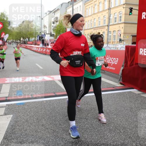 25.04.2026 - Das Zehntel Strokosch-Dieckow http://msf.ph/oto/9620054 25.04.2026 09:13:23 Ziel 1405, 1434, 2394 meine-sportfotos.de