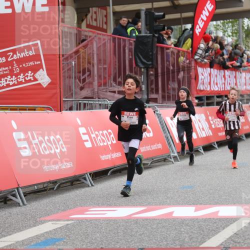 25.04.2026 - Das Zehntel Strokosch-Dieckow http://msf.ph/oto/9620061 25.04.2026 08:50:22 Ziel 1277, 1287, 1465, 1795, 1856, 2062, 2168, 2175, 2782, 2910, 3185, 4050 meine-sportfotos.de
