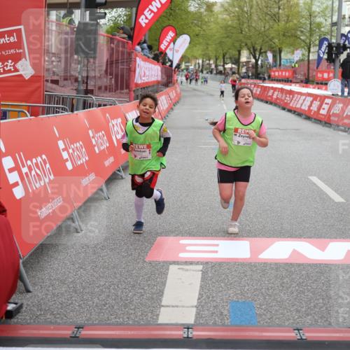 25.04.2026 - Das Zehntel Strokosch-Dieckow http://msf.ph/oto/9620063 25.04.2026 09:13:23 Ziel 1405, 1434, 2394 meine-sportfotos.de