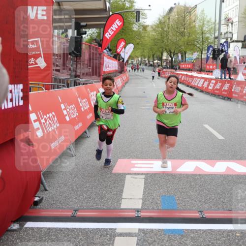 25.04.2026 - Das Zehntel Strokosch-Dieckow http://msf.ph/oto/9620099 25.04.2026 09:13:24 Ziel 1405, 1434, 2394 meine-sportfotos.de