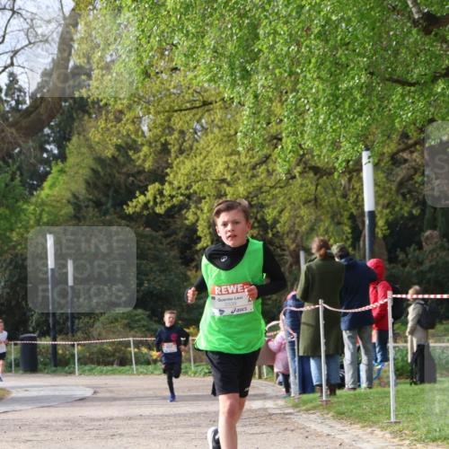 25.04.2026 - Das Zehntel Zöllner http://msf.ph/oto/9620101 25.04.2026 07:37:34 Laufen 3339 meine-sportfotos.de