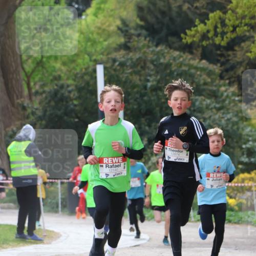 25.04.2026 - Das Zehntel Zöllner http://msf.ph/oto/9620102 25.04.2026 11:38:45 Laufen 12140, 12874, 13028 meine-sportfotos.de