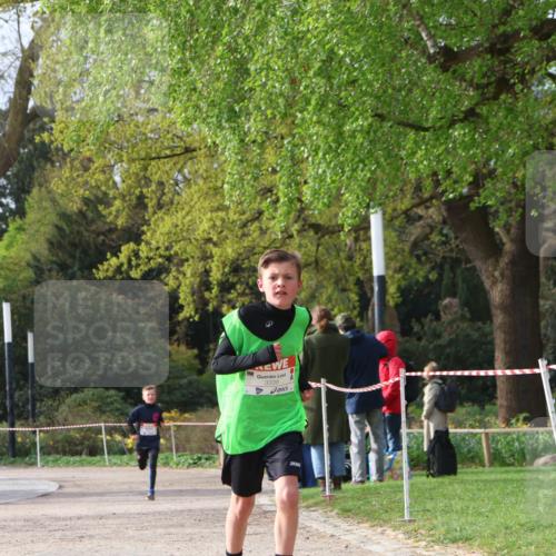 25.04.2026 - Das Zehntel Zöllner http://msf.ph/oto/9620106 25.04.2026 07:37:34 Laufen 3339 meine-sportfotos.de