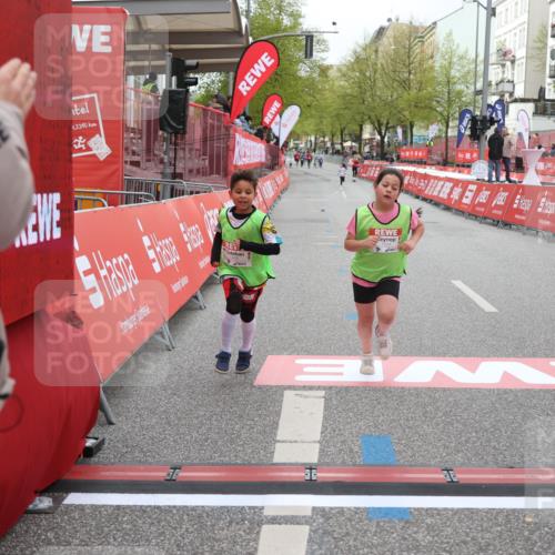 25.04.2026 - Das Zehntel Strokosch-Dieckow http://msf.ph/oto/9620109 25.04.2026 09:13:24 Ziel 1405, 1434, 2394 meine-sportfotos.de