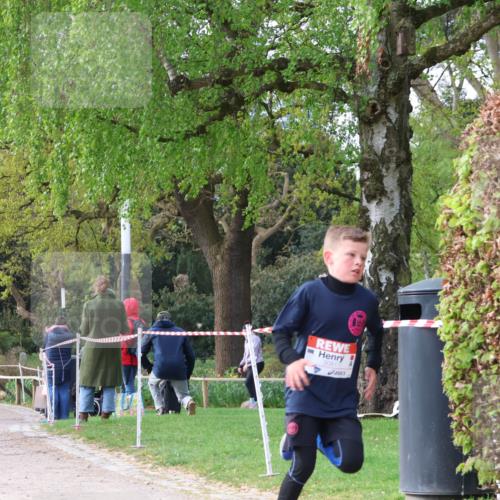 25.04.2026 - Das Zehntel Zöllner http://msf.ph/oto/9620129 25.04.2026 07:37:41 Laufen 3081 meine-sportfotos.de