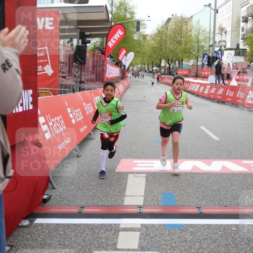 25.04.2026 - Das Zehntel Strokosch-Dieckow http://msf.ph/oto/9620130 25.04.2026 09:13:24 Ziel 1405, 1434, 2394 meine-sportfotos.de