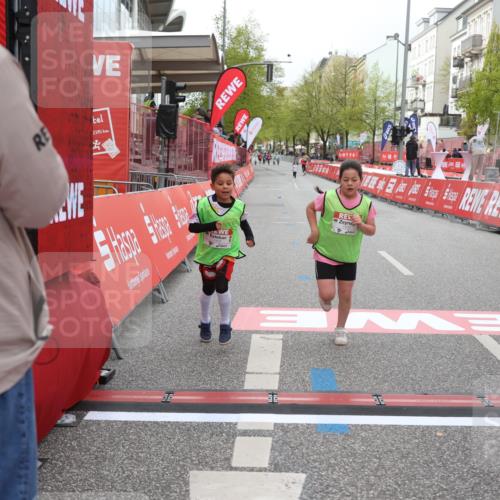 25.04.2026 - Das Zehntel Strokosch-Dieckow http://msf.ph/oto/9620154 25.04.2026 09:13:24 Ziel 1405, 1434, 2394 meine-sportfotos.de