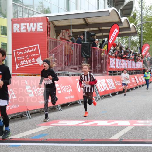 25.04.2026 - Das Zehntel Strokosch-Dieckow http://msf.ph/oto/9620163 25.04.2026 08:50:24 Ziel 1287, 1465, 1856, 2168, 4039, 4055 meine-sportfotos.de