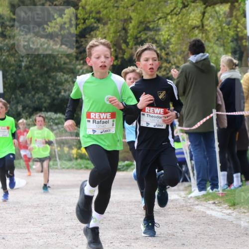 25.04.2026 - Das Zehntel Zöllner http://msf.ph/oto/9620166 25.04.2026 11:38:46 Laufen 12140, 12874 meine-sportfotos.de