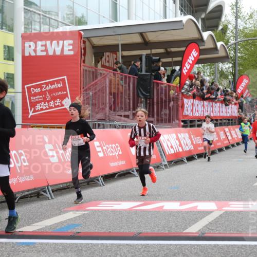 25.04.2026 - Das Zehntel Strokosch-Dieckow http://msf.ph/oto/9620171 25.04.2026 08:50:24 Ziel 1287, 1465, 1856, 2168, 4039, 4055 meine-sportfotos.de