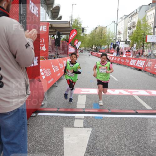 25.04.2026 - Das Zehntel Strokosch-Dieckow http://msf.ph/oto/9620179 25.04.2026 09:13:24 Ziel 1405, 1434, 2394 meine-sportfotos.de