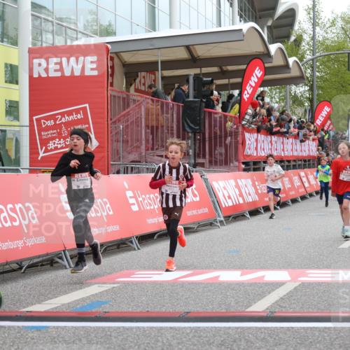 25.04.2026 - Das Zehntel Strokosch-Dieckow http://msf.ph/oto/9620186 25.04.2026 08:50:24 Ziel 1287, 1465, 1856, 2168, 4039, 4055 meine-sportfotos.de